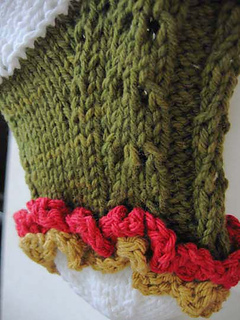 Ruffled_lace_christmas_stocking_closeup_of_toe_small2
