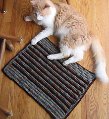 Cushy_pet_pad_stripe_andrew_floor_small