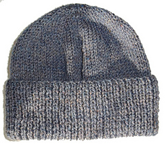 Aran_hat_on_white_background_flat_small