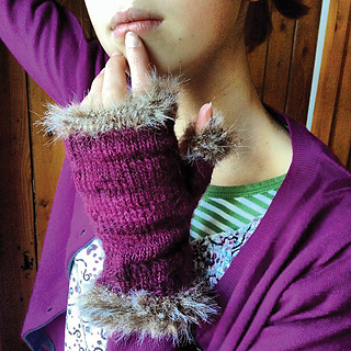 Mitts_web_small2