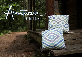 8bill-pillow-namanu-3376-copy_small2