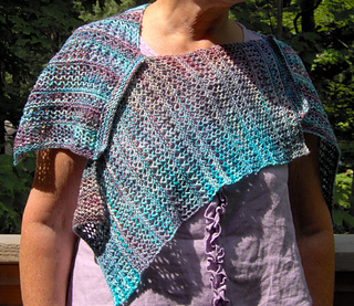 Petite_poncho_1_small2