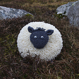 Ravelry: Sheep Cushion pattern by Sandra Manson