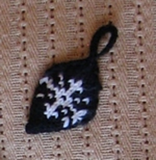 Gothicyulesnowflakediamond_small2