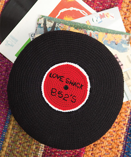 Loveshackpillow_detail_1cc_small2