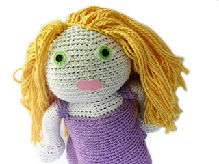 Doll3_close_up_small2