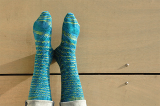 Shibui-socks-willamette-1_small2