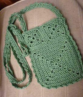 Ruffle-pouch_small2