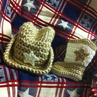 Hatandbootstan_small2