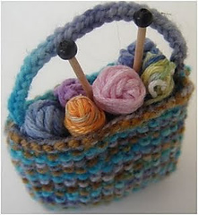 Miniature_knitting_bag_small
