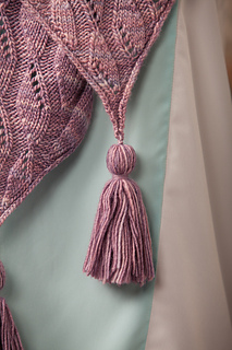 Hahn-binghamhillscarfdetail2_small2