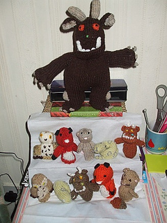 Gruff_and_his_woodland_friends_small2