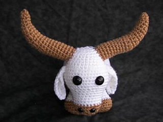 Mini-longhornsteer_small2