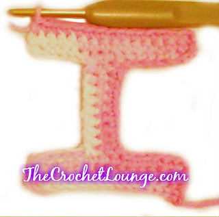 Capital_letter_i_the_crochet_lounge_way_small2