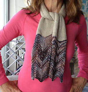 Chevron_small2