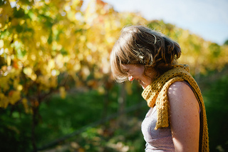 Mustard_scarf_2_small2