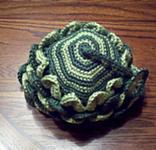 Hat_dragon_tail_top_small_small2