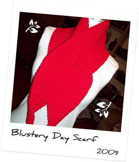 Blustery_day_scarf_020_small2