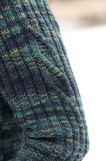 Darkgreen_sleevedetail_small2