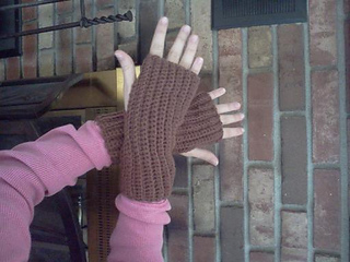 Fingerless_mitts_2_small2