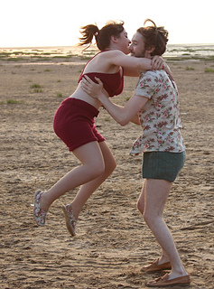 1940sbikiniandshorts3_small2