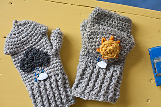 Sunshine_and_showers_mittens_5_small2