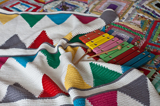 Bunting_baby_blanket_2_small2
