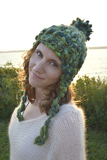 Pdhat1_small2