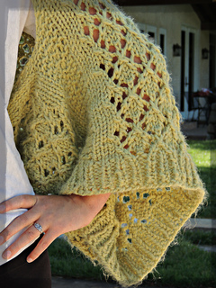 Kp_-_kimono_lace_shrug_1_small2