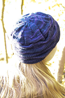 Ruckle_back_800_the_knitting_vortexjpg_small2