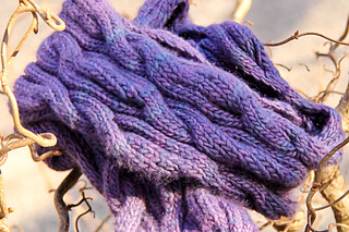 Verychicscarf_cover_theknitting_vortex_small2