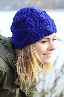 Azul_the_knitting_vortex_small2