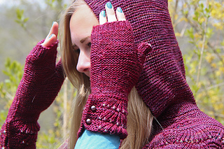 Escallop_mitts_altcover_the_knitting_vortex_small2