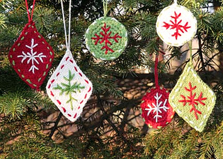 6_ornaments_small_small2