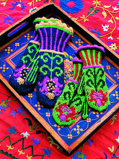 Daughter_mittens_small2
