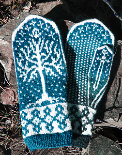Ravelry: The Tree of Gondor pattern by Natalia Moreva