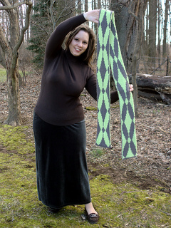 Pf4-displaying-scarf_small2