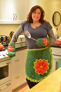 Poinsettiaapronmitts1_small2