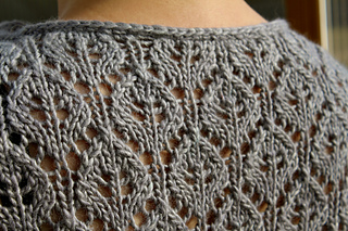 Elara_neck___lace_detail_small2