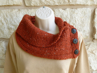 Knitting_in_progress__june_2011_104_small2