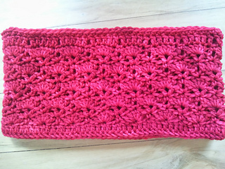 Malabrigo_ravelry_red_infinity_scarf_small2