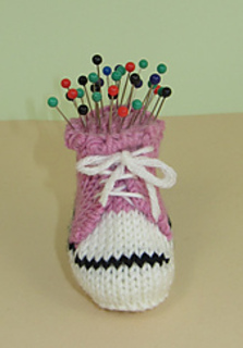 Converse_pin_cushion3_small2