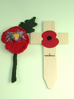 Free_poppy_by_madmonkeyknits5_small2