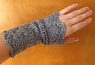 Hand2_small2