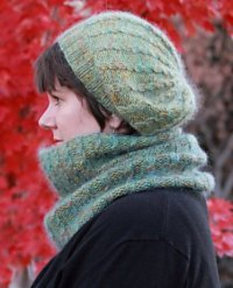 Freeknittingpatternpeavine2_small2
