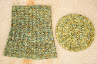 Merino_dk_and_db_angel_peavine_hat_and_cowl_kristen__7__small2
