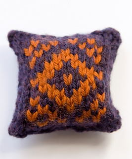 Pp7minipincushion_altfig01_small2