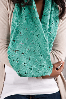 Knit_picks_photo_1_small2