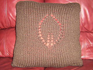 Brown_pillow_001_medium_small2
