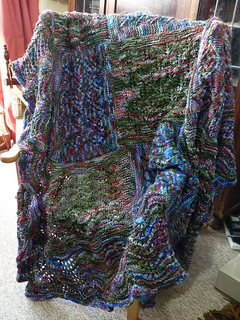 Throw_on_chair_small2